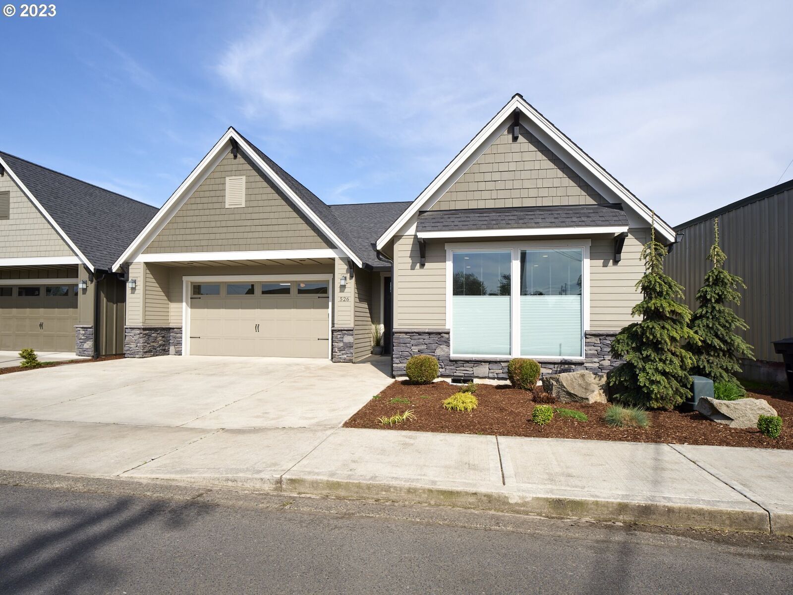 Property Photo:  526 3rd St  WA 98674 