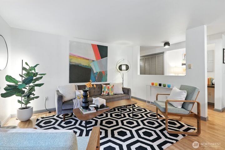 Property Photo: 3661 Phinney Avenue N 101 WA 98103