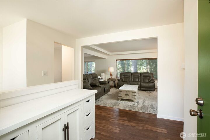 Property Photo: 2051 NE Marina Vista Court WA 98370