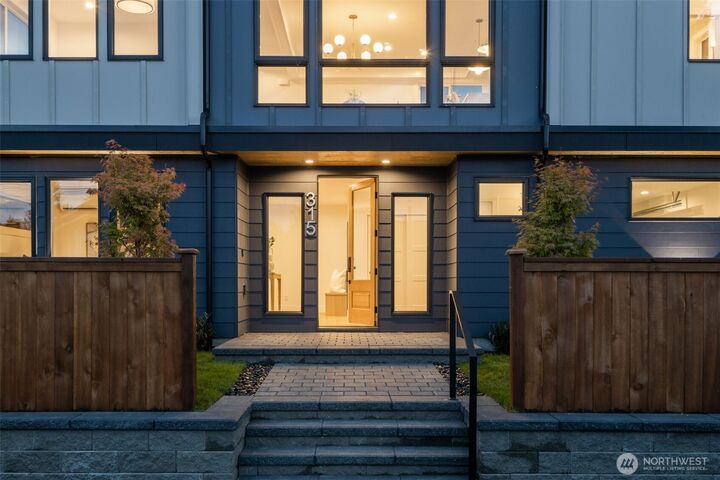 Property Photo:  315 NW 86th Street  WA 98117 