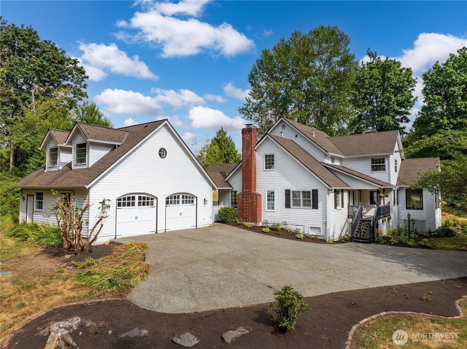 Property Photo: 19503 Welch Road WA 98296