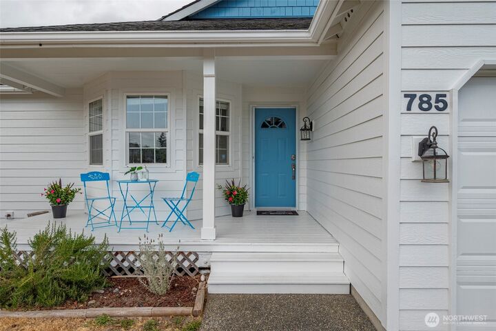 Property Photo: 785 SW Puffin Street WA 98277