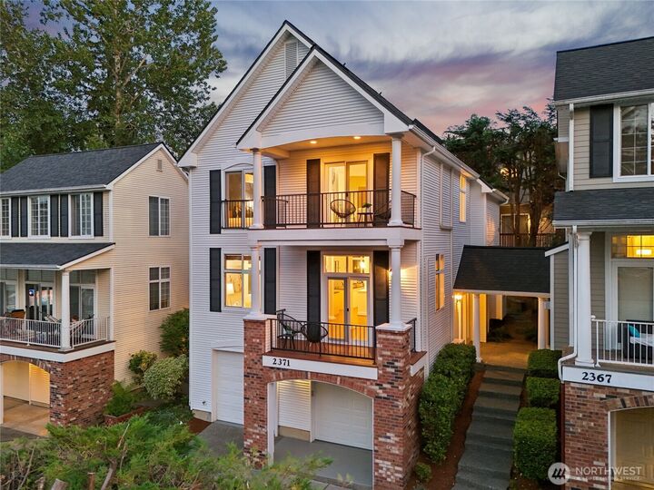 Property Photo:  2371  132nd Avenue SE  WA 98005 