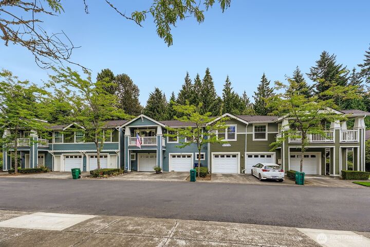 Property Photo: 10630 221st Lane NE 204 WA 98053