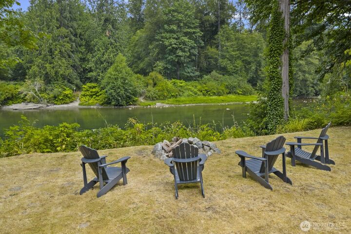 Property Photo:  35611 SE David Powell Road  WA 98024 