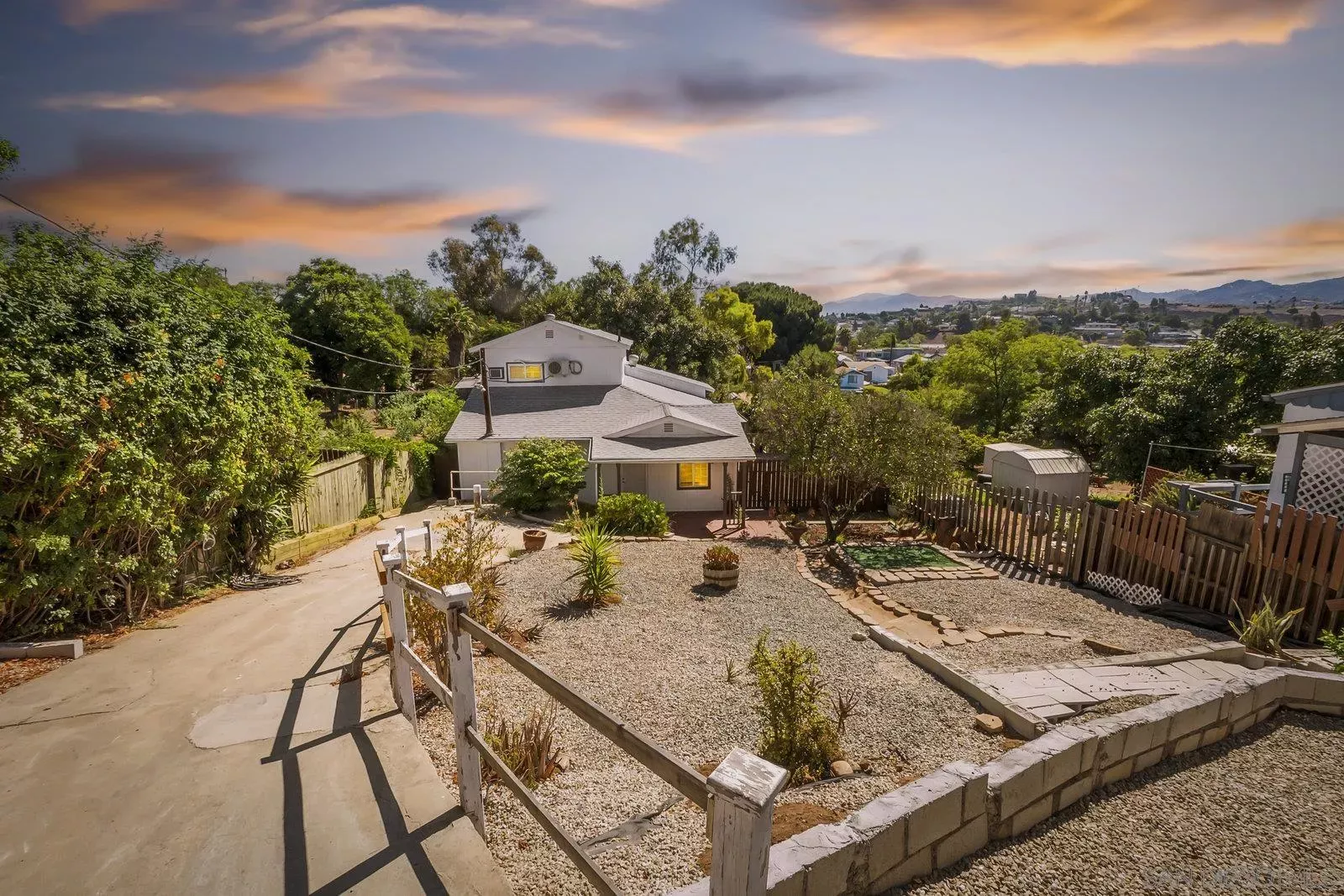 Property Photo:  8545 Gardena Rd  CA 92040 