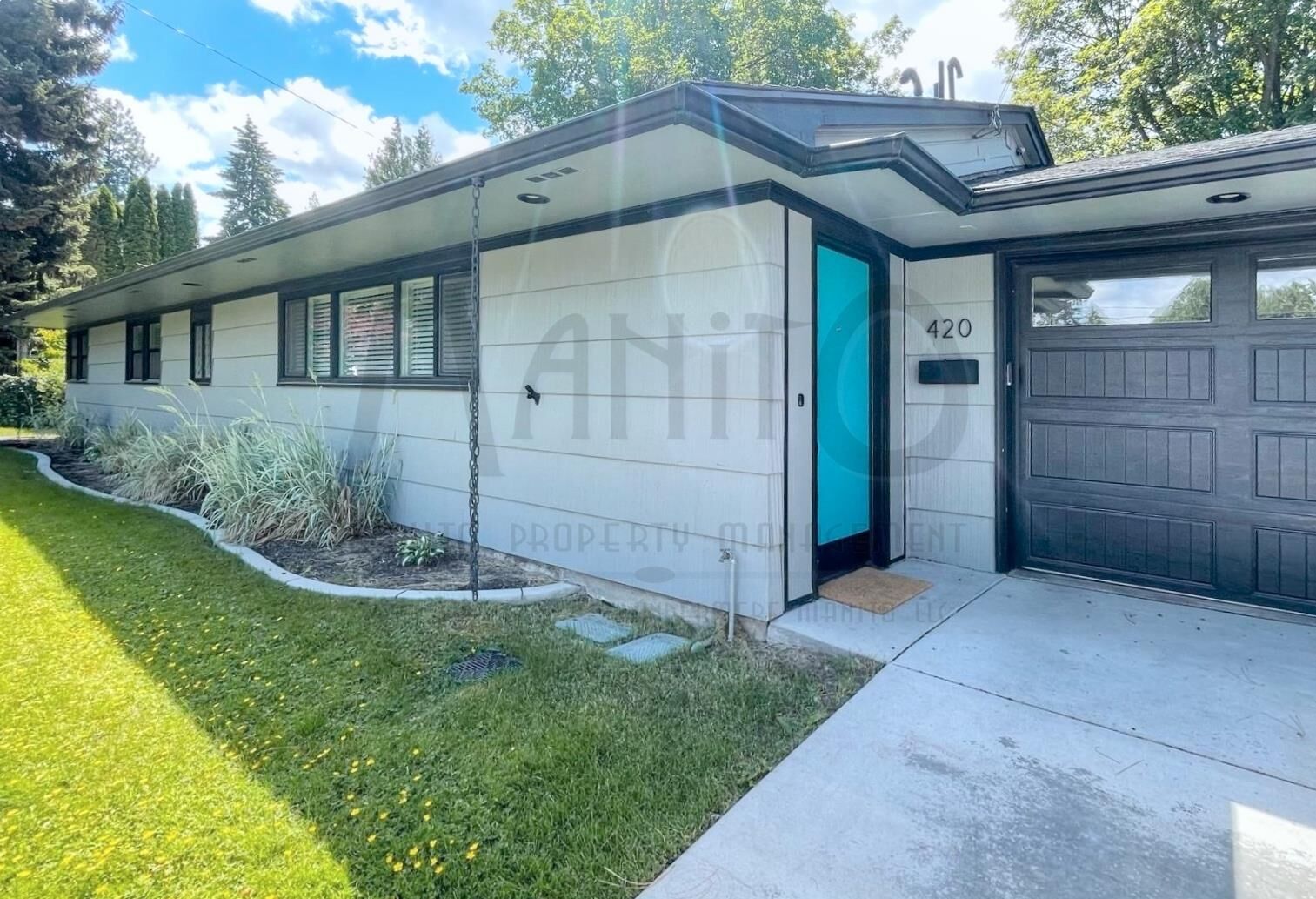 Property Photo:
