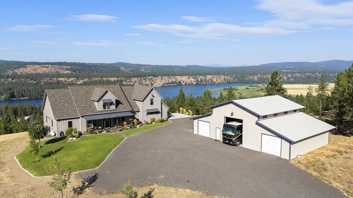 18524 N Valley Rd  Nine Mile Falls WA 99026 photo