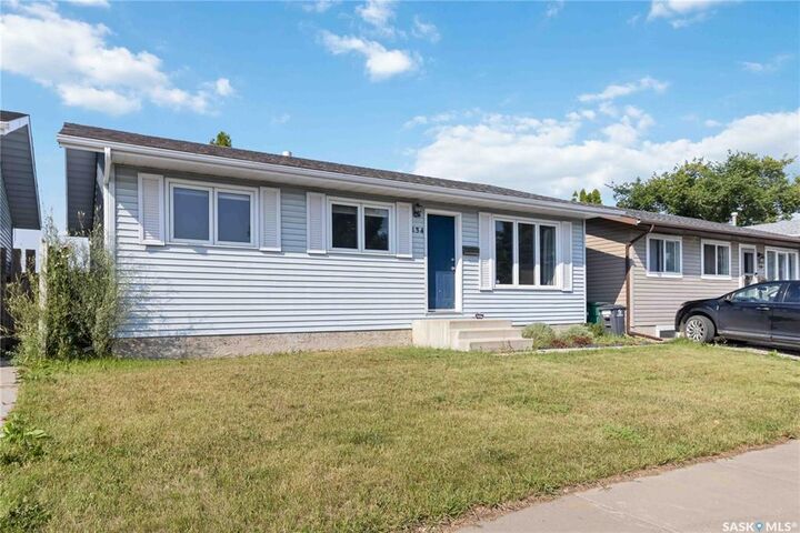 Property Photo:  134 Whelan Crescent  SK S7L 6V8 