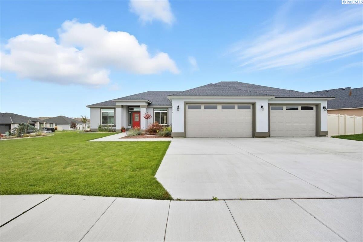 Property Photo: 7410 Cyan Dr WA 99301
