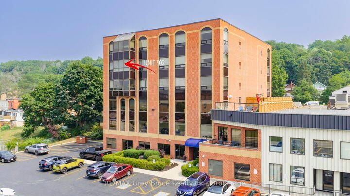 Property Photo:  1717 2nd Avenue E 502  ON N4K 6V4 