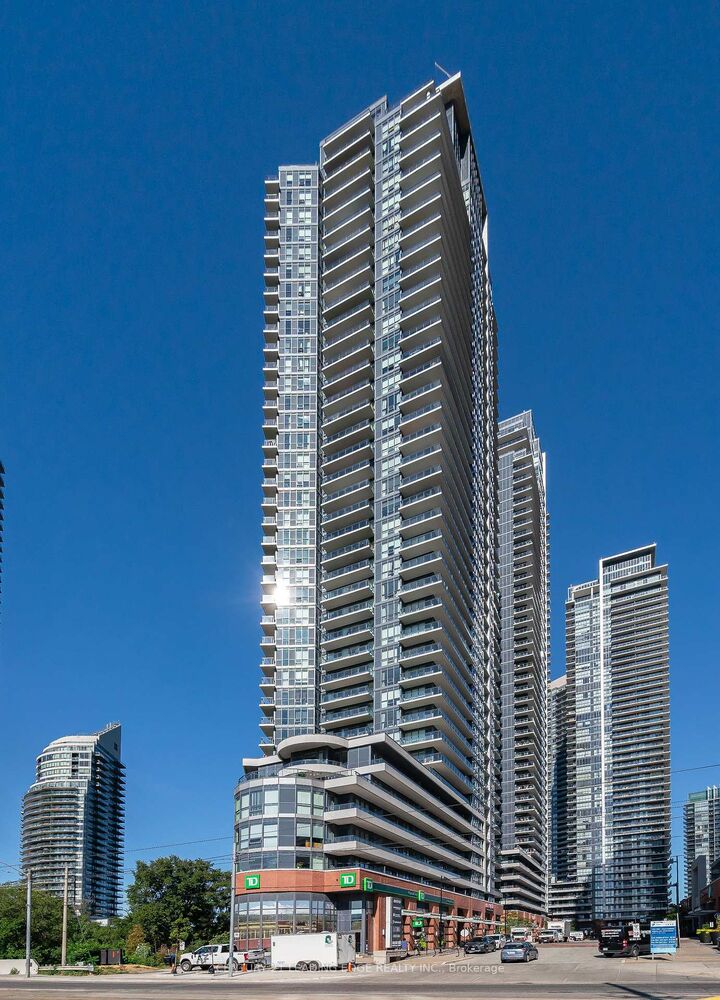 Photo de la propriété: 2212 Lake Shore Boulevard W 811 ON M8V 0C2