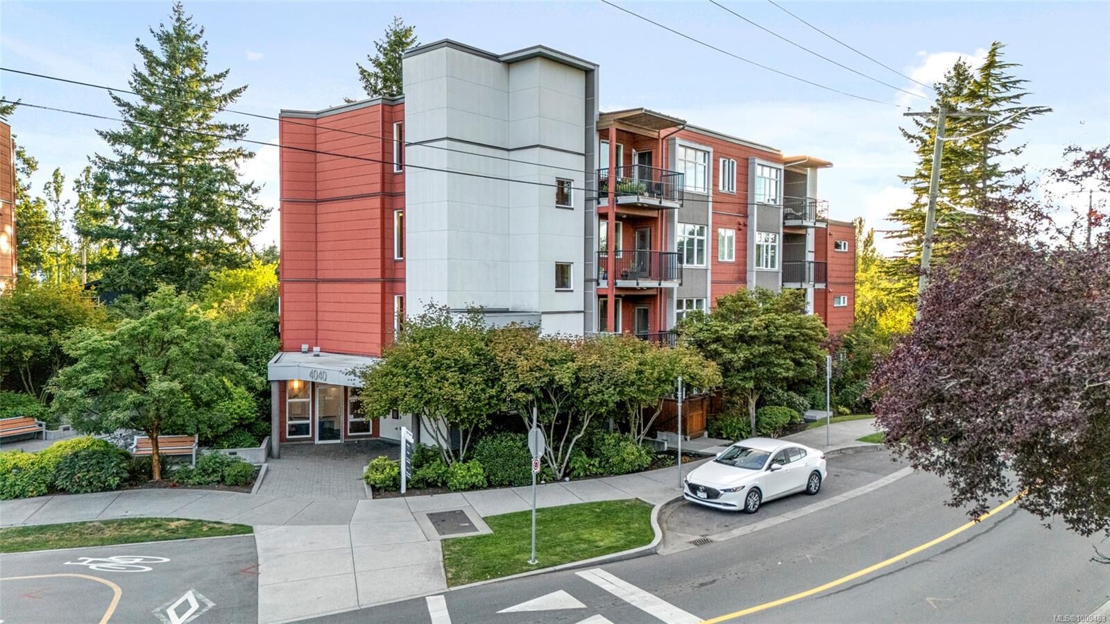 Property Photo: 4040 Borden St 204 BC V8X 2E9