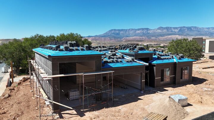 Property Photo:  403 N 200 E  UT 84745 