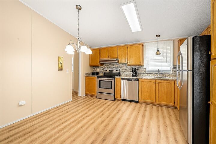 Property Photo:  264 Ridge Ln  PA 15668 