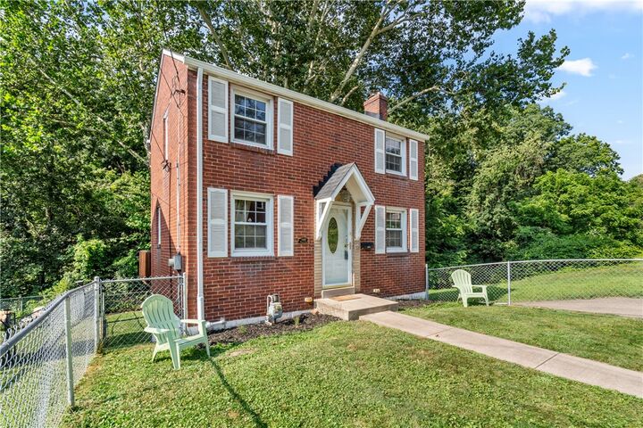 Property Photo: 368 Maytide St PA 15227