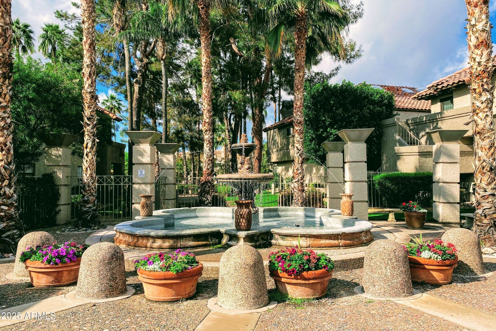 Property Photo:  10017 E Mountain View Road 2082  AZ 85258 