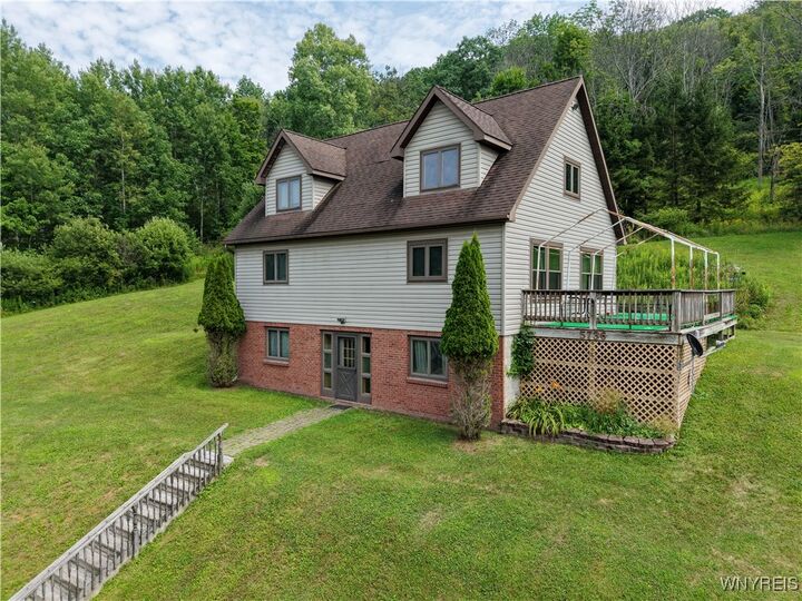 5736 Plum Brook Road  Great Valley NY 14741 photo