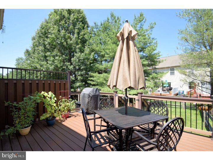 Property Photo: 298 Kent Lane PA 18944
