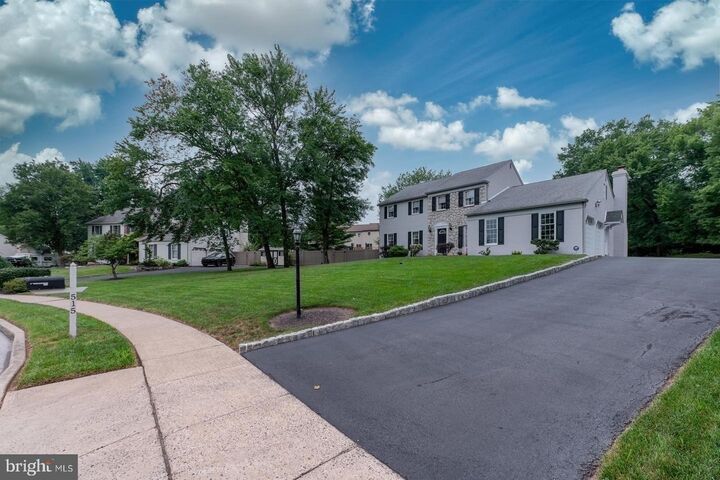 Property Photo: 515 Faith Drive PA 19403
