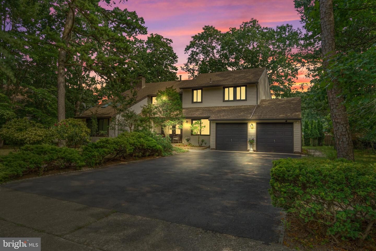 Property Photo:  6 Hartley Lane  NJ 08043 