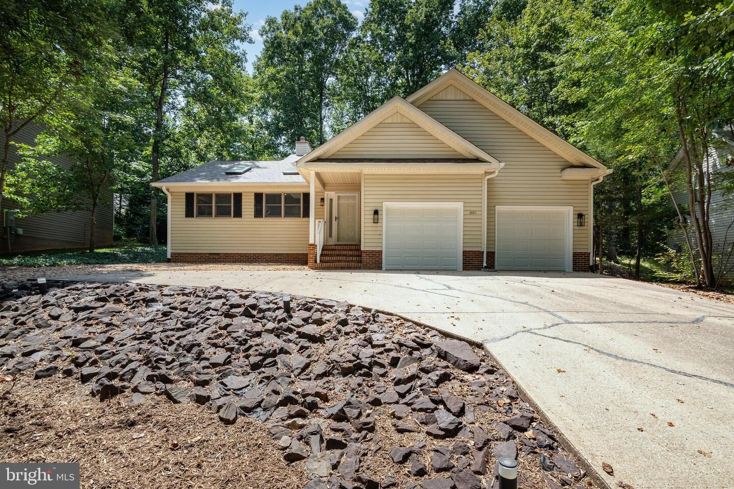 Property Photo: 4621 Lakeview Parkway VA 22508