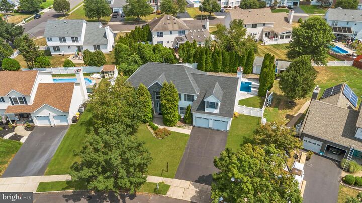18 Lea Drive  Hamilton NJ 08690 photo
