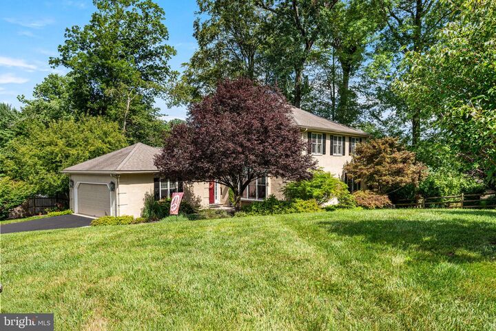 54 Charter Oak Drive  Newtown Square PA 19073 photo