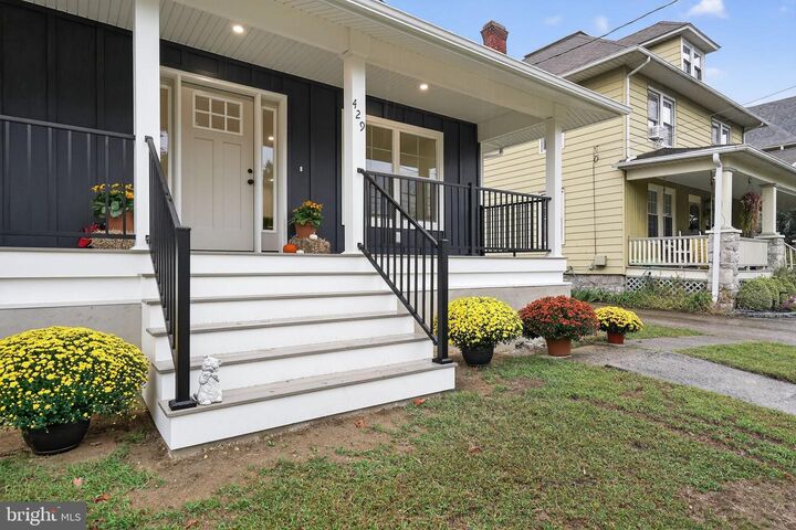 Property Photo:  429 Park Avenue  NJ 08108 