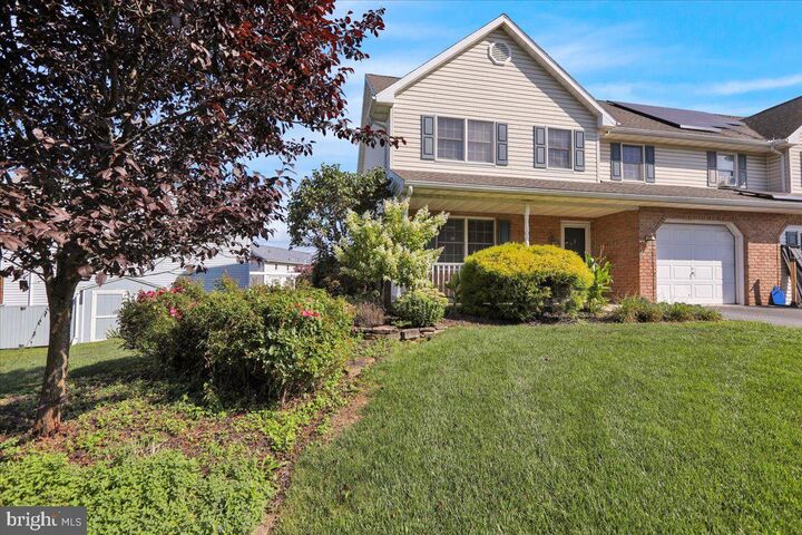 Property Photo:  903 Cacoosing Drive  PA 19608 