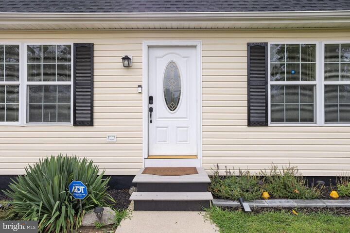 Property Photo: 954 E Walnut Road NJ 08360
