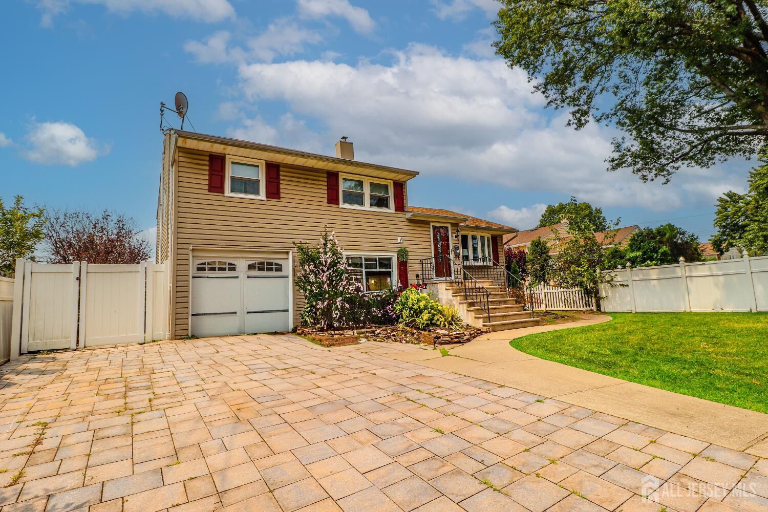 Property Photo:  251 Amherst Avenue  NJ 07067 