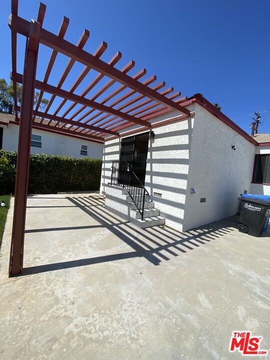 Property Photo:  4063 Charles Ave  CA 90232 
