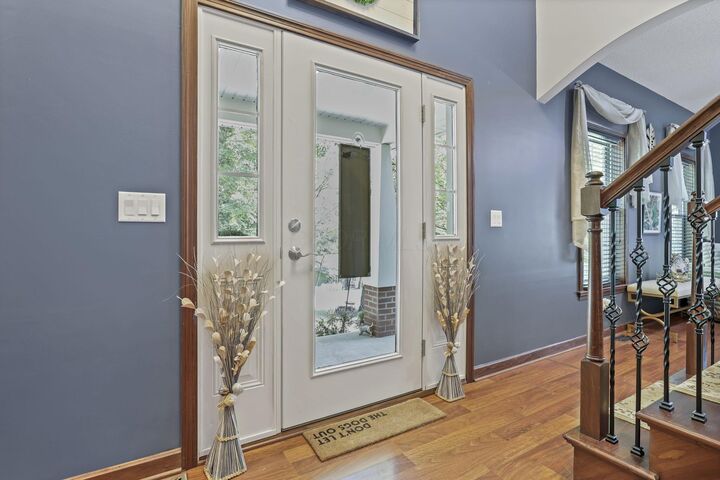 Property Photo: 910 Golden Drive OH 43055