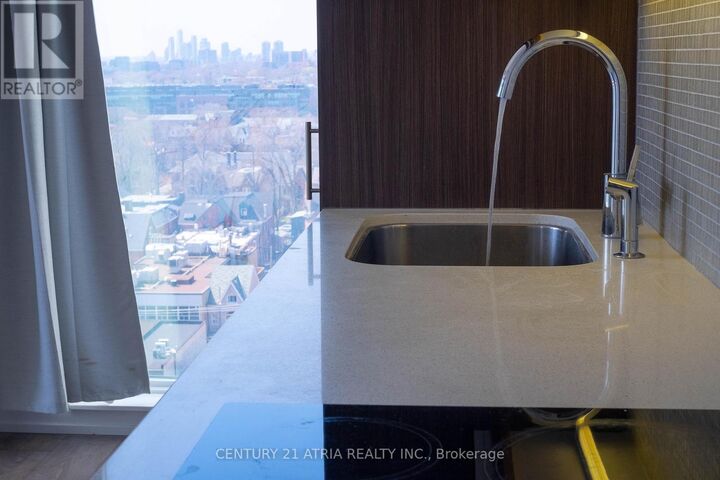 Property Photo: 297 College Street 1209 ON M5T 1S2