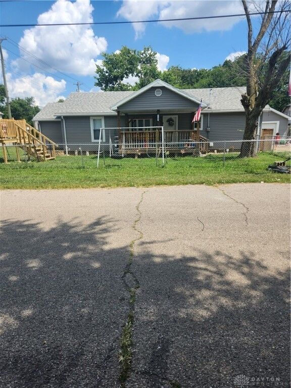 Property Photo:  1102 Forrer Street  OH 45044 