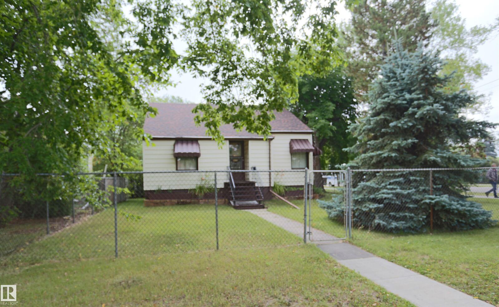 Property Photo: 11503 102 Street NW AB T5G 2E8