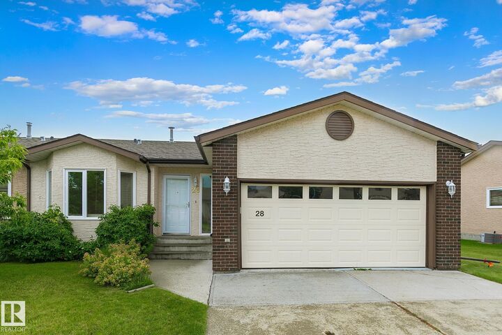 28 Sunrise Village  Stony Plain AB T7Z 1L2 photo