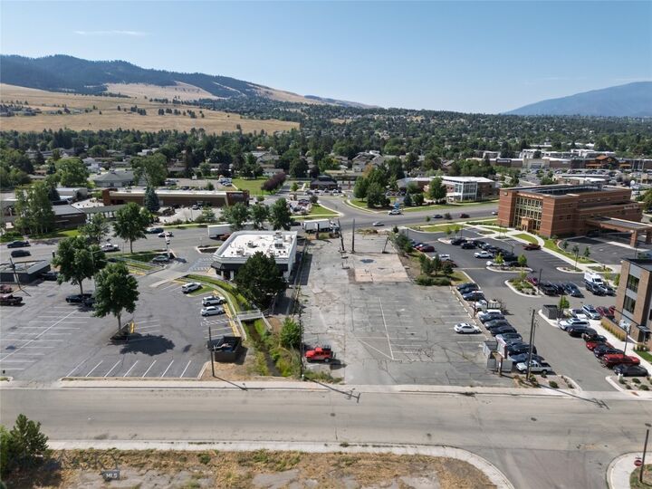 Property Photo:  3521 Brooks Street  MT 59801 