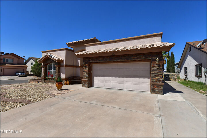Property Photo: 617 Paseo Mision Street TX 79928