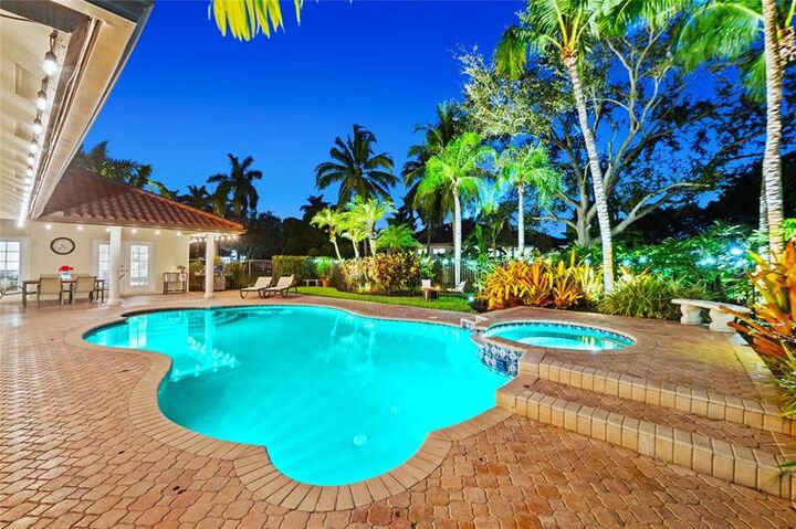 Property Photo:  13841 Alexandria Ct  FL 33325 