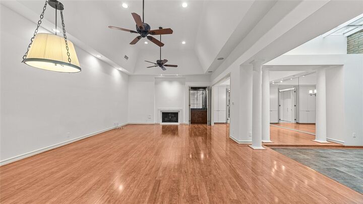Property Photo:  4868 Post Oak Timber Drive  TX 77056 