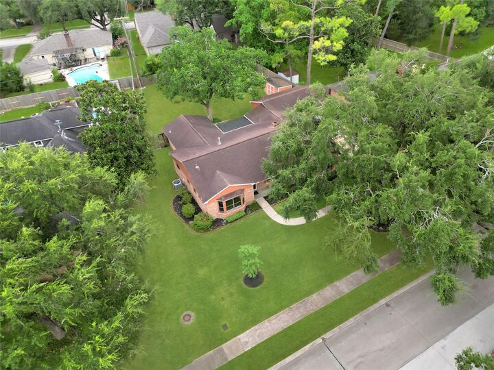 Property Photo:  302 Bayou View Drive  TX 77586 