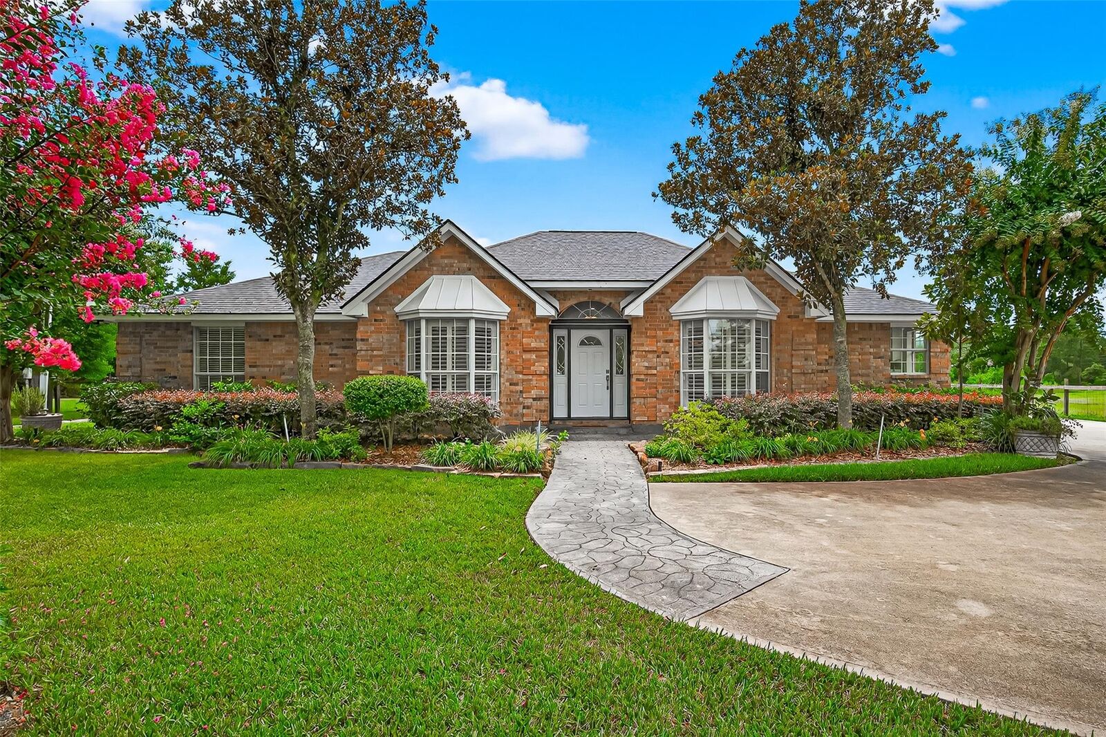 Property Photo:  2211 Goodson Loop  TX 77362 