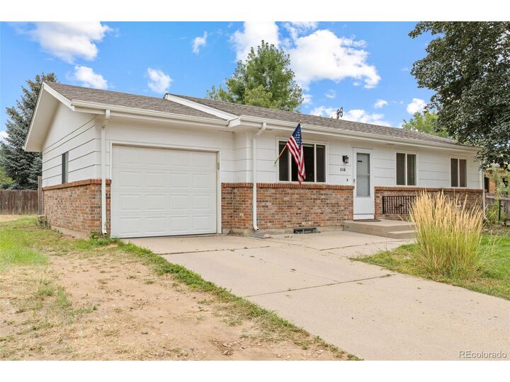 Property Photo: 1116 Cottonwood Dr CO 80550