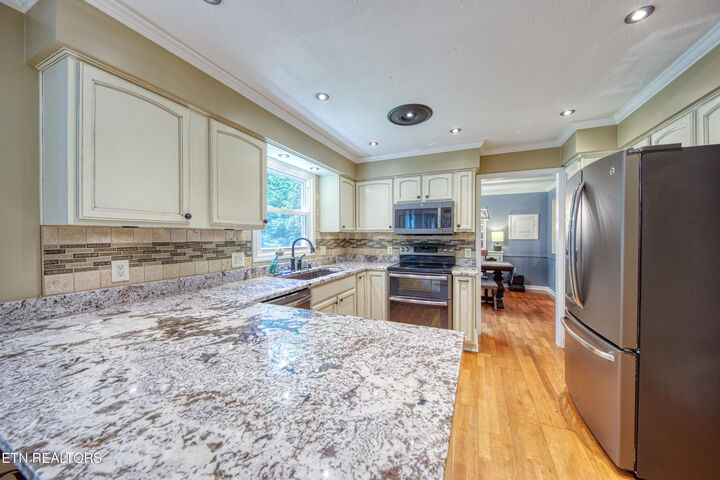 Property Photo:  308 Timberhill Court  TN 37934 