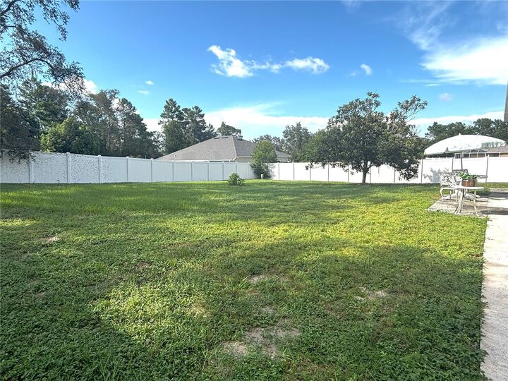 Property Photo: 13393 Drayton Drive FL 34609