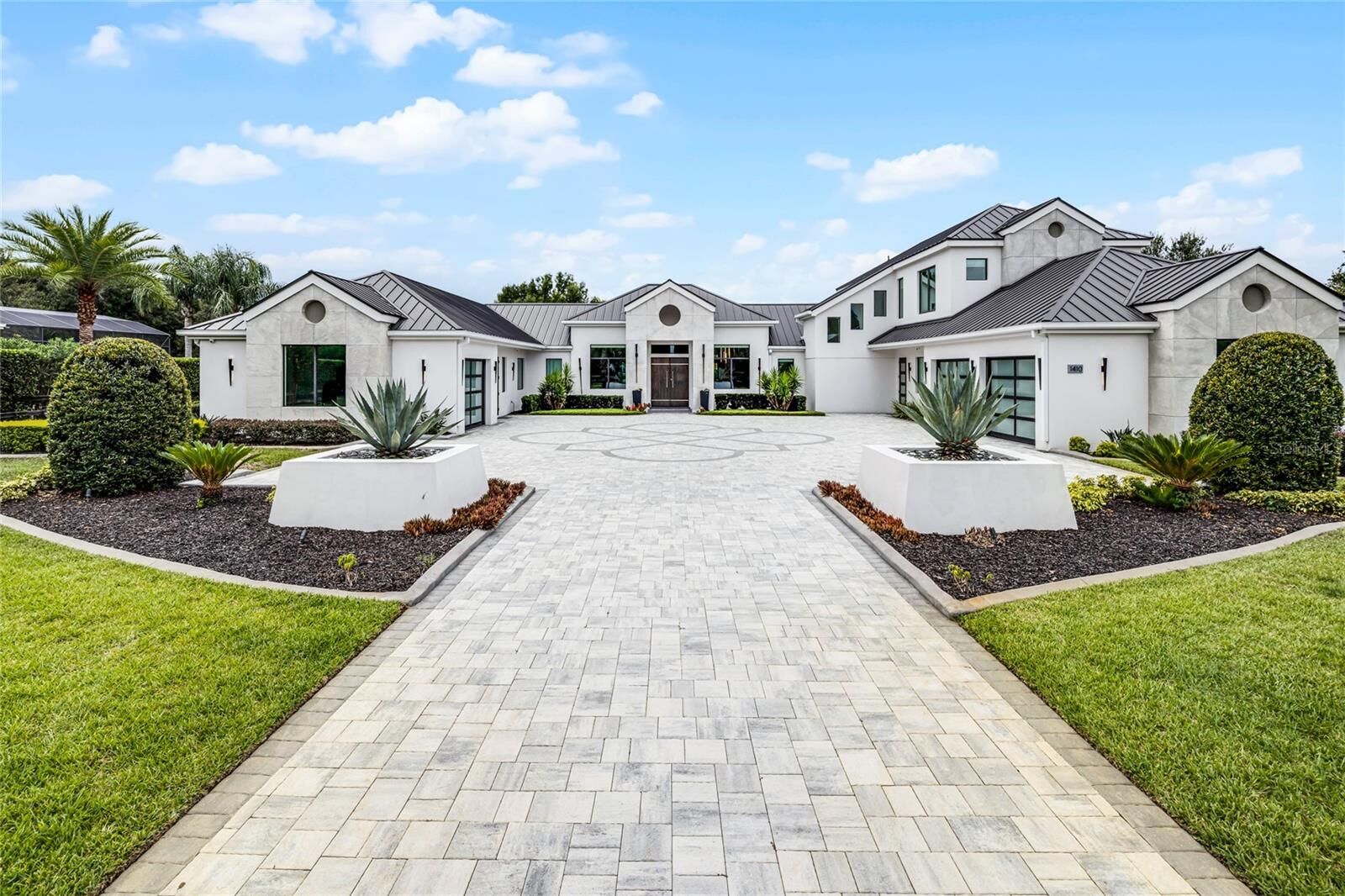 Property Photo:  1410 Shady Meadow Lane  FL 32724 