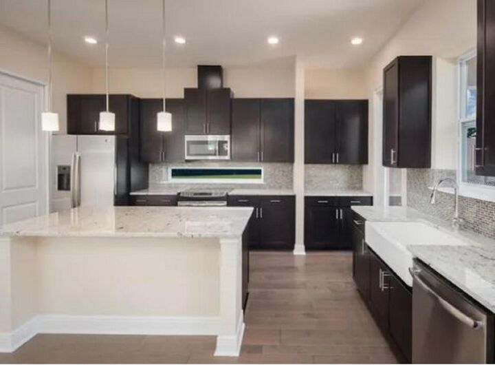 Property Photo:  10073 Peebles Street  FL 32827 