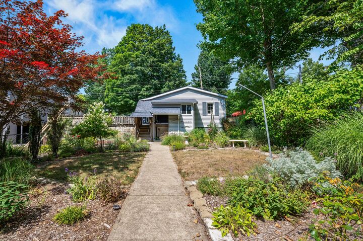 Property Photo:  5505 Lakewood Drive  MI 49038 